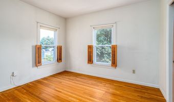40 Washington St, Ayer, MA 01432