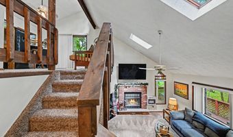 35 Teddyuscung Trl, Albrightsville, PA 18210