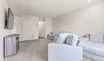 7022 Forrester Ln, Indianapolis, IN 46217