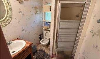 708 11th St, Barling, AR 72923