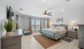 126 Sea View Dr, Aransas Pass, TX 78336