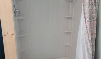 60 Summit St, Baileyville, ME 04694