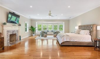 180 Ten Rod Rd, North Kingstown, RI 02852