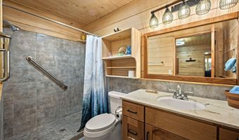 109 E Kamloop Ave, Bayview, ID 83803