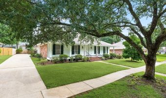 927 Bourbon Ave, Baton Rouge, LA 70808