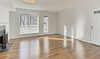 2616 S ARLINGTON MILL Dr 8, Arlington, VA 22206