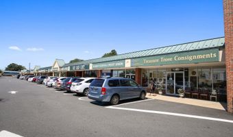 4712 SPRINGBROOK Dr, Annandale, VA 22003