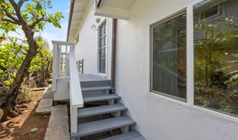 802 Pahumele Pl, Kailua, HI 96734