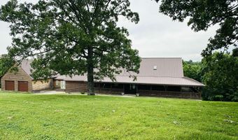 300 Round Up Ln, Bakersfield, MO 65609