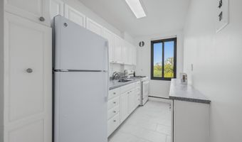 4200 CATHEDRAL Ave NW 1118, Washington, DC 20016