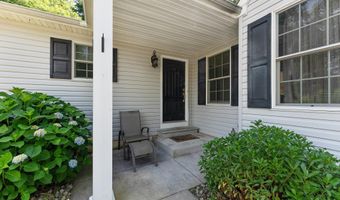 1 CARMEN Dr, Cape May Court House, NJ 08210