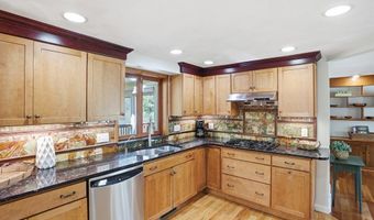 4 Meadowbrook Rd, Acton, MA 01720
