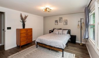 815 Berrywood Ln Ln, Absecon, NJ 08205