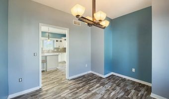 923 S 10th St, Adel, IA 50003