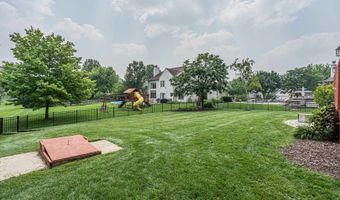 1521 Boulder Bluff Ln, Algonquin, IL 60102