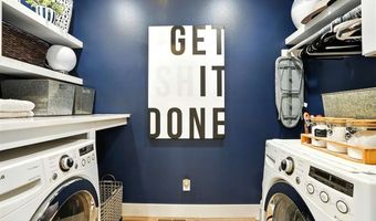 430 Carlyle Dr, North Liberty, IA 52317