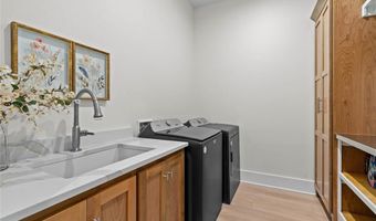 11 Creax Rd, Axis, AL 36505