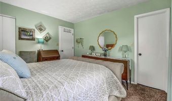 584 Stanley Rd, Akron, OH 44312