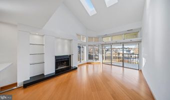 2106 CHESAPEAKE HARBOUR Dr 202, Annapolis, MD 21403