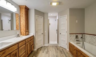 405 N Wickham St, Alvord, TX 76225