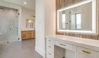 535 Royal Santana Run, Weatherford, TX 76087