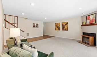 525 Tumbling Hawk 525, Acton, MA 01720