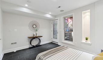 652 L St NE 1, Washington, DC 20002