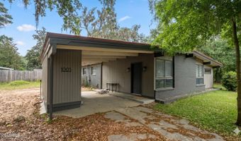 1003 Broad River Dr, Beaufort, SC 29906