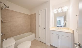 3081 N Spurway Dr, Ann Arbor, MI 48105