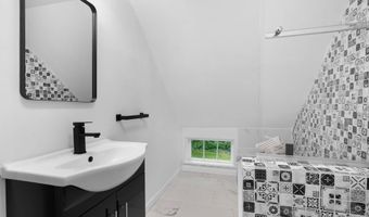 5 Bond St, Brookline, NH 03033