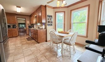 512 Lookout Dr, Arab, AL 35016