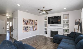 957 W MCKENNA, Bluffdale, UT 84065