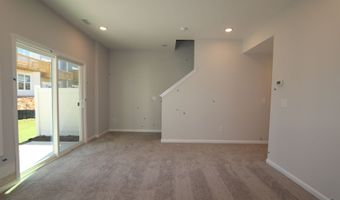 2724 Hunter Woods Dr, Apex, NC 27502