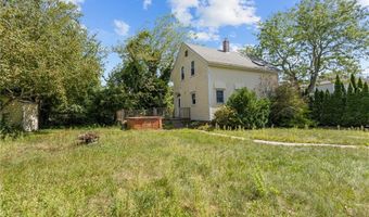 217 Bay View Ave, Cranston, RI 02905