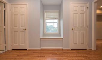 10709 BOSWELL Ln, Potomac, MD 20854