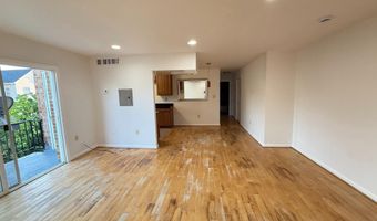 5009 D St SE 303, Washington, DC 20019