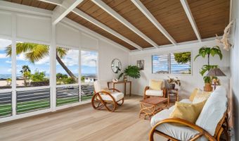 2342 Ahapule St, Pearl City, HI 96782