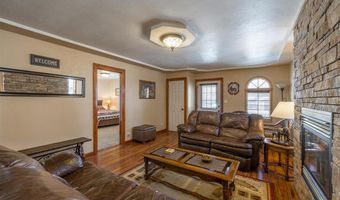 1126 Alger Ave, Cody, WY 82414
