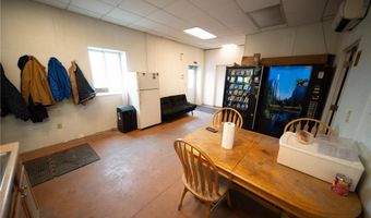 501 11th St NE, Austin, MN 55912