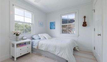 21 Overlook Ave, Charlestown, RI 02813