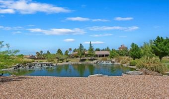10351 Lakeshore Dr, Apple Valley, CA 92308