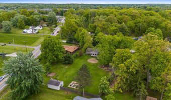 107 Hilltop Dr, Amherst, OH 44001