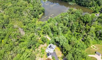 90 Red Hill Rd, Branford, CT 06405