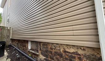 2520 W CHESTNUT Ave, Altoona, PA 16601