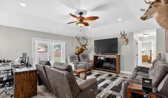 14916 Dismuke Dr, Biloxi, MS 39532
