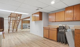 3401 Woodview Pl, Columbus, OH 43220