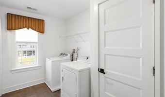 295 Coolidge Ave, Bayville, NJ 08721