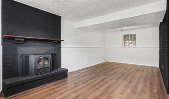 3861 Orange Blossom Ln, Columbus, OH 43230