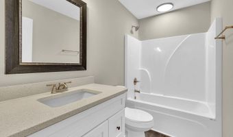 616 Whispering Pines Dr, Macon, GA 31211