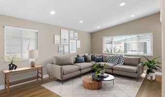 7226 San Bartolo St 204, Carlsbad, CA 92011